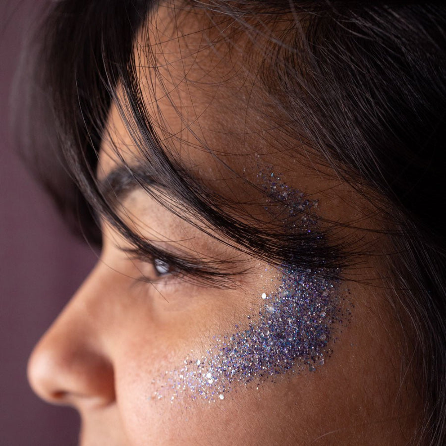 Paillettes Indiglow - Si Si La Paillette portés sur le visage