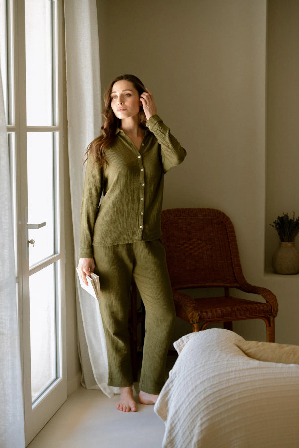 Chemise de pyjama en gaze de coton bio couleur kaki