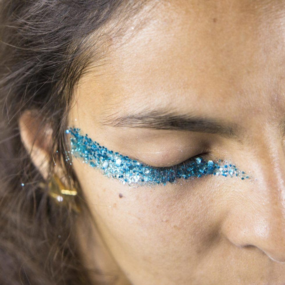 Paillettes bleues biodégradables