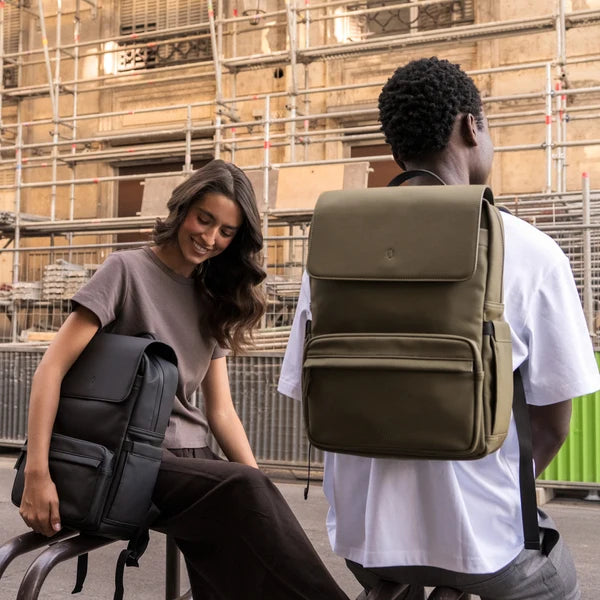 Sac à dos imperméable noir et kaki